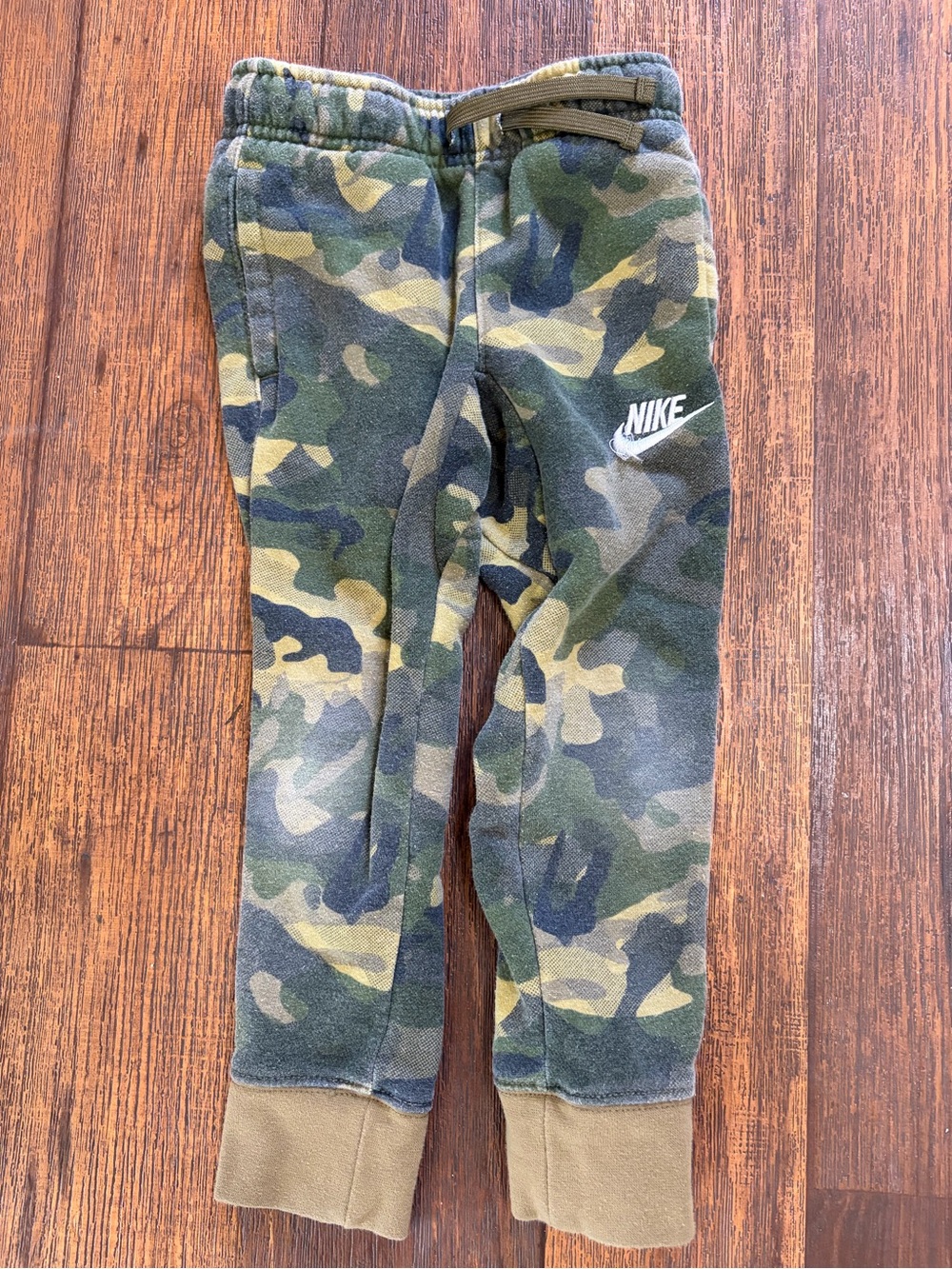 Kid's Nike Joggers Multicolor Camo XS Activewear Gym Run Sports Casual Street